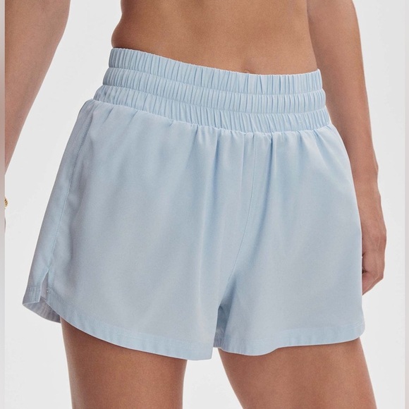 Varley Kallin Running Short 3" - Cashmere Blue - Picture 2 of 9